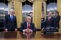 Создать мем Трамп