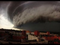 Создать мем Ураган  в киеве 29 05 2017