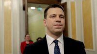 Создать мем Эстонский премьер-министр Юри Ратас