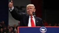 Создать мем Трамп гей Путин