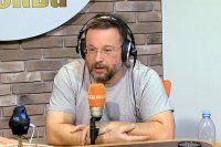Создать мем Я вас старше богаче и умнее