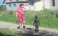 Создать мем Прости меня мама хорошего сына
