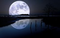 Создать мем The moon above the sky and the sea