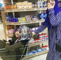 Создать мем 05
