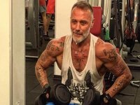 Создать мем Дед физической