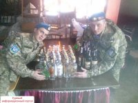 Создать мем Леня