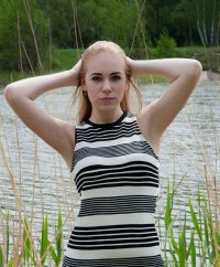 Создать мем Подмышки девушки