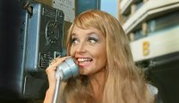 Создать мем Алло людочкаты сейчас умрешь