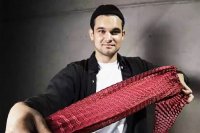 Создать мем Cenz люблю щека