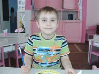 Создать мем Млинцi у нас сьогоднi будуть