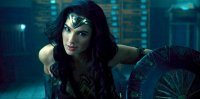 Создать мем Wonder Woman