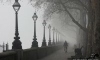 Создать мем Я сваливою