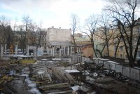 Создать мем Заброшенная стройка