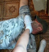 Создать мем Пьяный Серёга