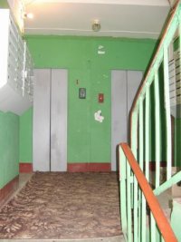 Создать мем В подъезде умные лифты СССР