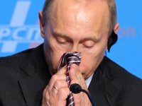Создать мем Владимир Путин кашлеет