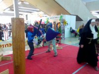 Создать мем КРАСНАЯ ШЛЕМОЧКА И ГОЛУБОЙ ВОЛК