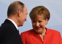 Создать мем Лесбиянки они смешные