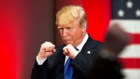 Создать мем США Трамп кикбоксер