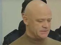 Молящийся мэр