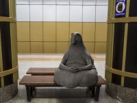 Создать мем Ждун в метро