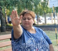 Создать мем Мем с бабкой