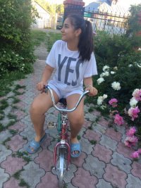 Создать мем Фелиция харди