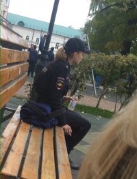 Создать мем Мысли как преступник