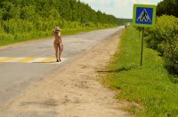 Создать мем Осторожно пешеход