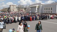 Создать мем Ебанутая караганда чугун