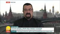 Создать мем Брюс уиллис