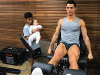 Создать мем CR7