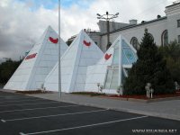 Создать мем Пирамида ебанутая караганда сосать хуй