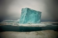 Создать мем Iceberg