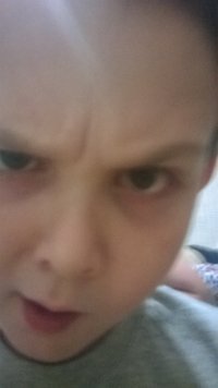 Создать мем Мальчик удивлен