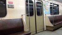 Создать мем 81-717714 в Нью-Йоркском метро 24 июля 2013 года