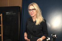 Создать мем Порнокастинг