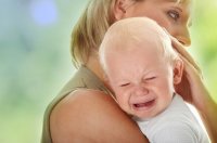 Создать мем Сам уговаривал родить ребенка сам же с этим ребенком и бросил
