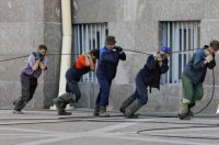 Создать мем Мужики