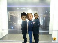 Создать мем Офник в середине