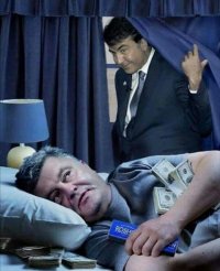 Создать мем Саакашвили пришёл в спальню к Порошенко