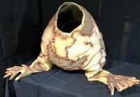 Создать мем Очень детальный костюм моржа