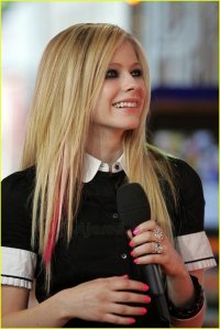 Создать мем Avril lavigne