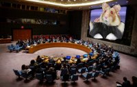 Создать мем Командный центр хомяков
