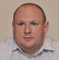 Создать мем Мне мало
