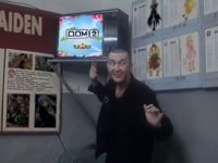 Создать мем ПИСТОН ДЕВОЧКИ ДОМ 2