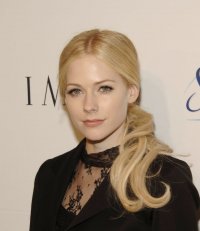 Создать мем Avril