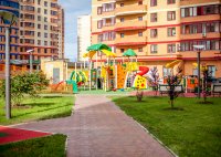 Создать мем Дворик