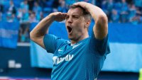 Создать мем Шлюха
