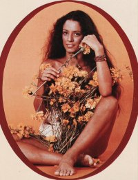 Создать мем Sonya Braga